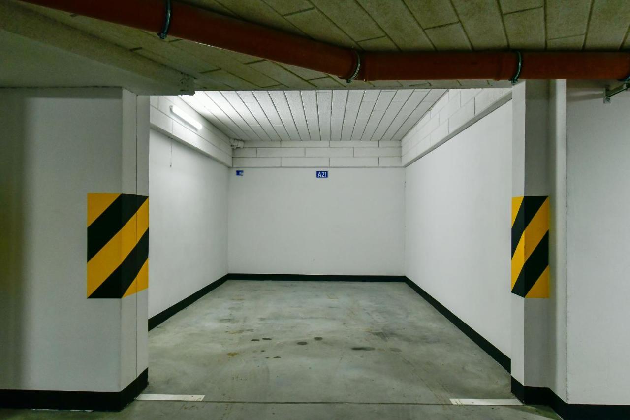 Apartament32 Golden Vip -Duze Miejsce Postojowe- オルシュティン エクステリア 写真