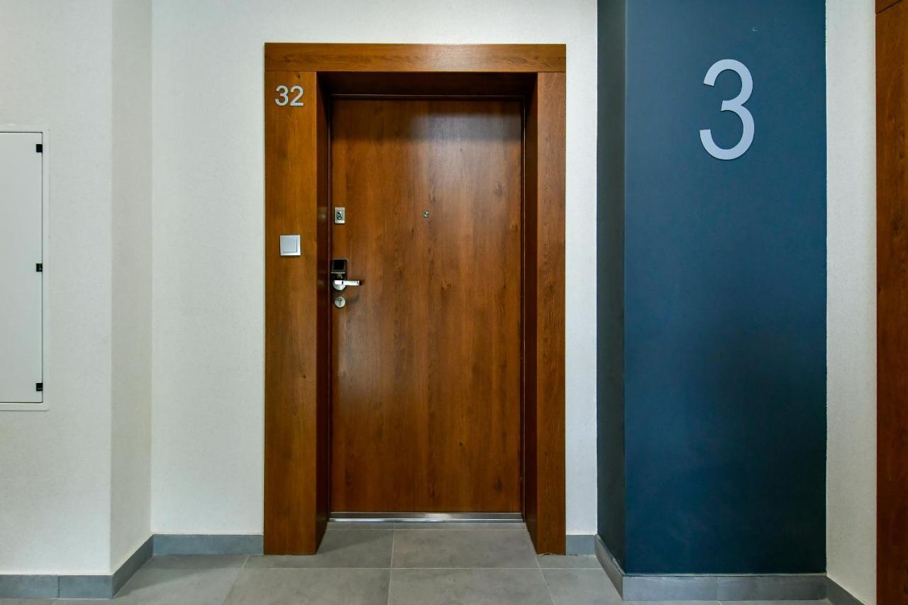 Apartament32 Golden Vip -Duze Miejsce Postojowe- オルシュティン エクステリア 写真