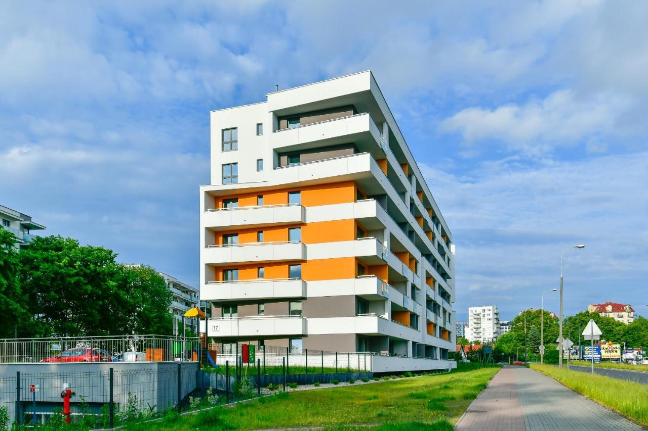 Apartament32 Golden Vip -Duze Miejsce Postojowe- オルシュティン エクステリア 写真